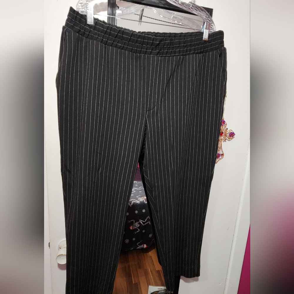 Target Viral Work "Sweatpants" - Picture 2 of 4
